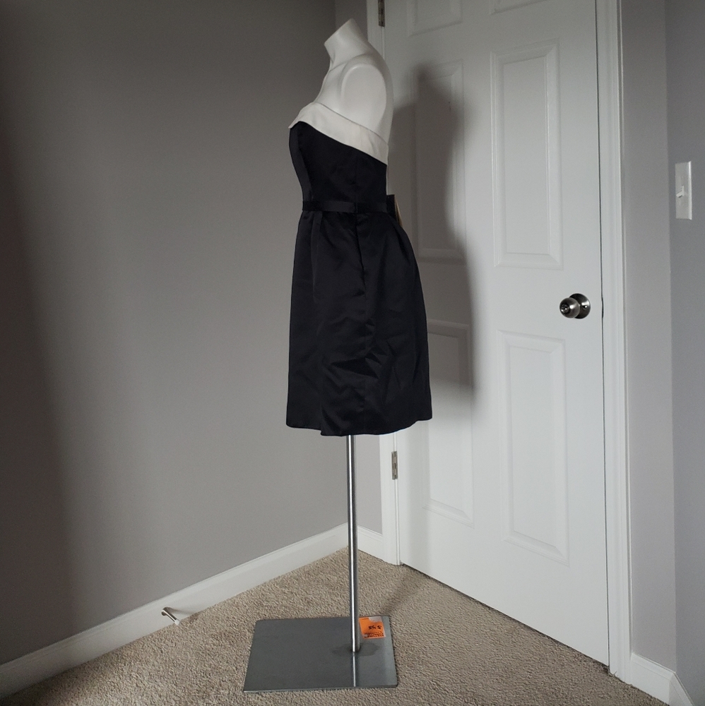 Event Dress - Picture 2 of 4